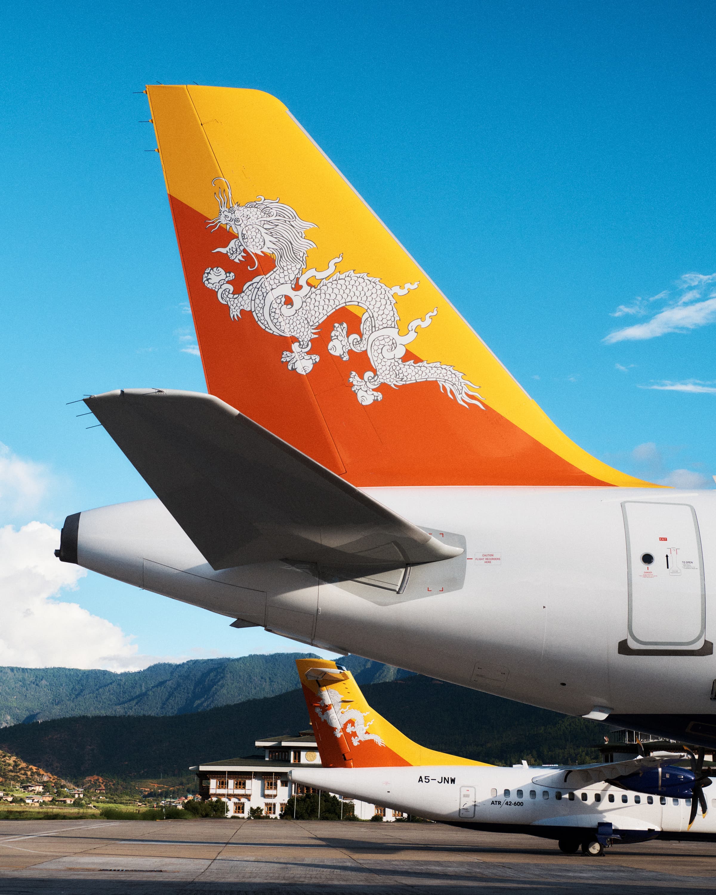 Himalayan Skies: Helicopter Rides & Scenic Flights